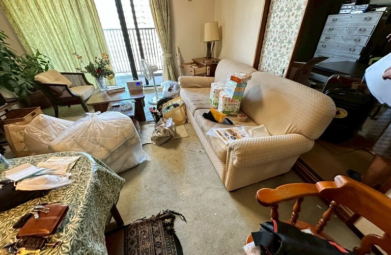 安心と信頼の遺品整理で新しい生活をサポートします