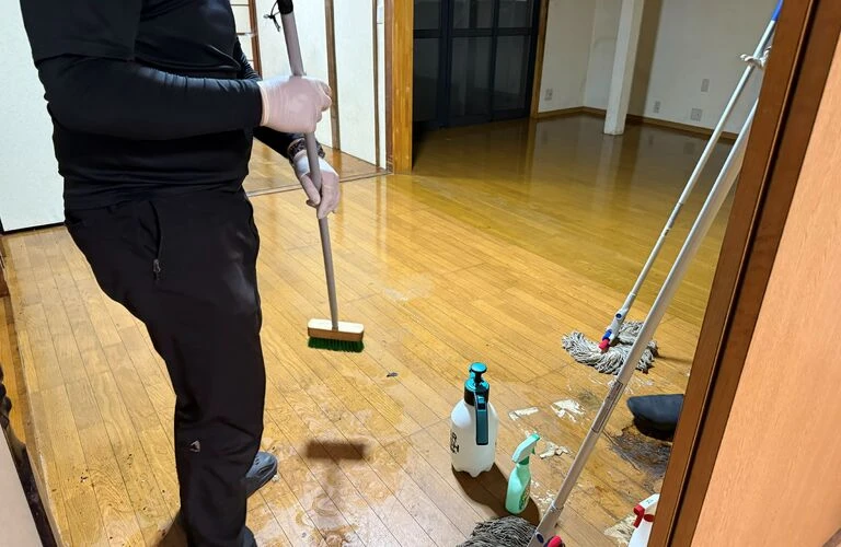 アパートのストレスを解消！プロによる徹底した臭い改善